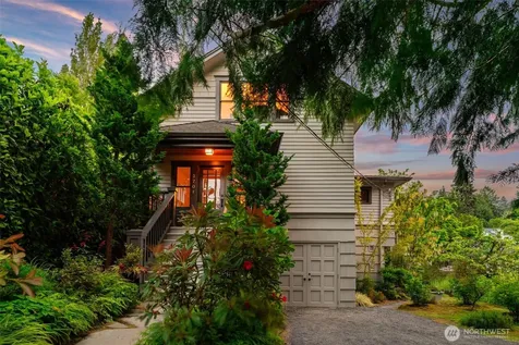 2701 NE 94th Street Seattle WA 98115