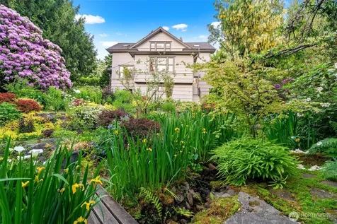 2701 NE 94th Street Seattle WA 98115