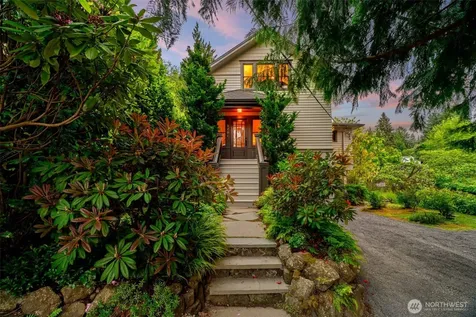 2701 NE 94th Street Seattle WA 98115