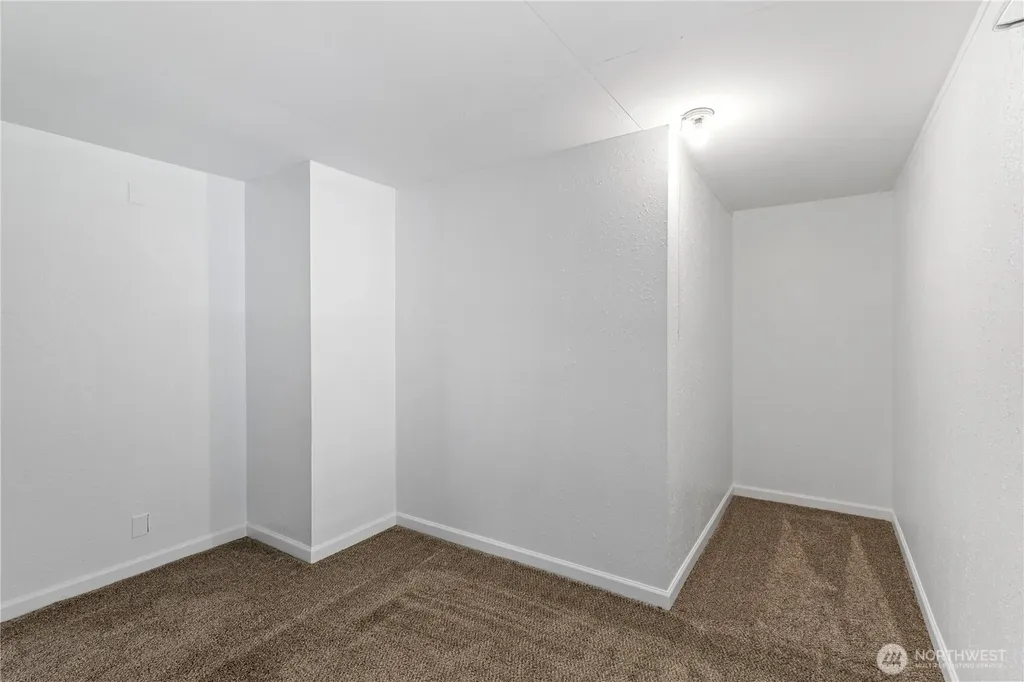 412 E Kennaston Avenue Montesano WA 98563