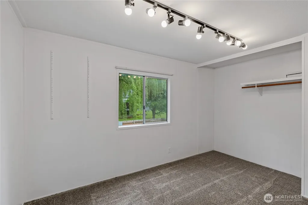 412 E Kennaston Avenue Montesano WA 98563