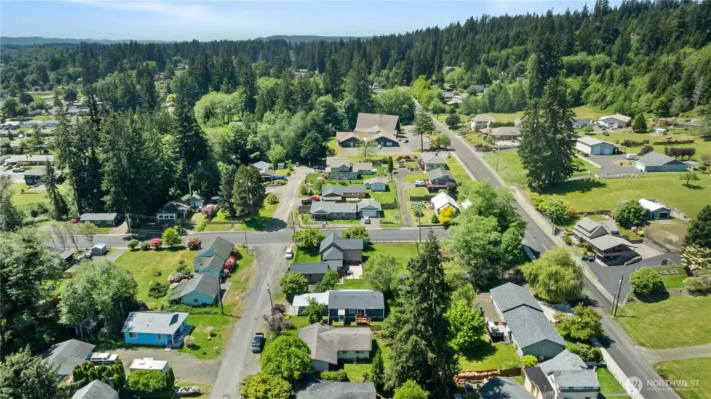 412 E Kennaston Avenue Montesano WA 98563