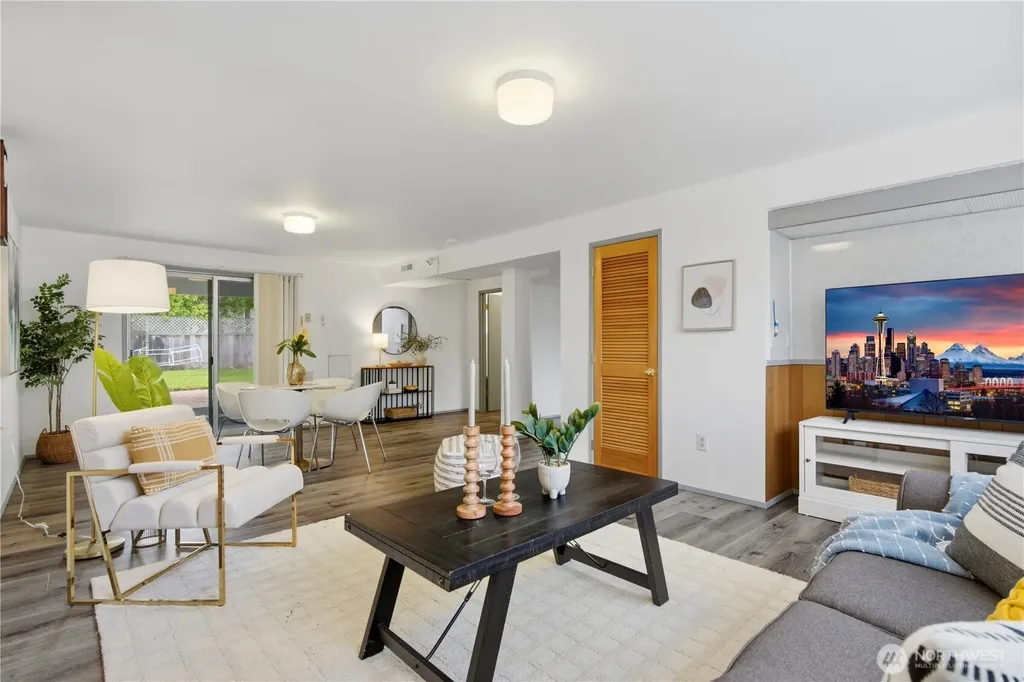 1727 Anacortes Avenue NE Renton WA 98059
