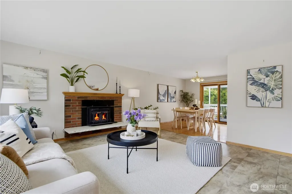 1727 Anacortes Avenue NE Renton WA 98059