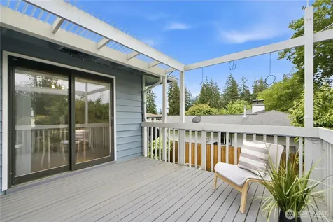 1727 Anacortes Avenue NE Renton WA 98059