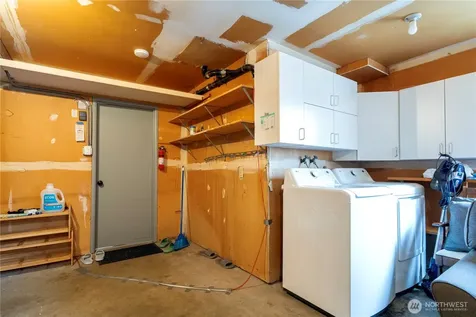 1727 Anacortes Avenue NE Renton WA 98059