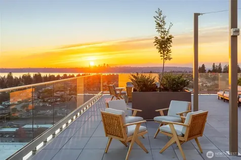10232 NE 10th Street Bellevue WA 98004