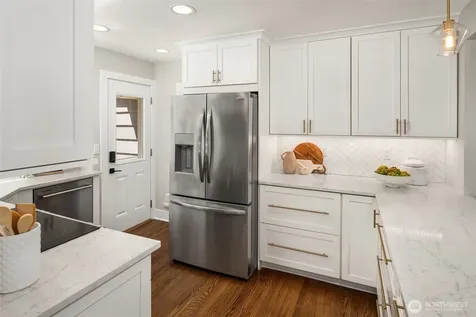 3242 NE 98th Street Seattle WA 98115