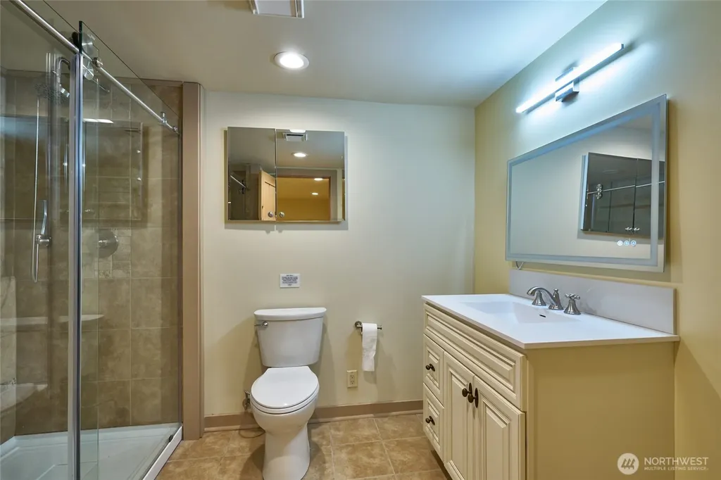 1620 N 183rd Street Shoreline WA 98133