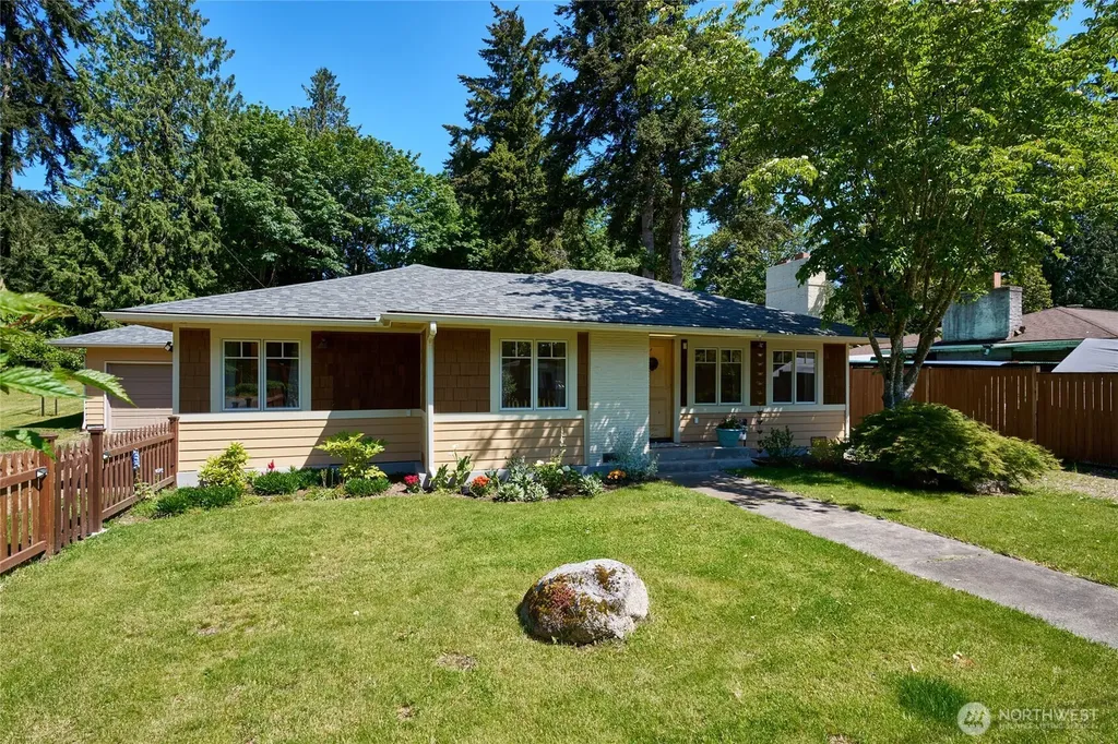 1620 N 183rd Street Shoreline WA 98133