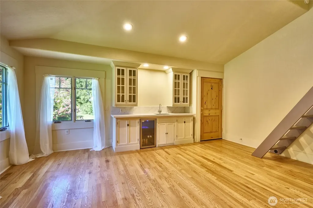 1620 N 183rd Street Shoreline WA 98133