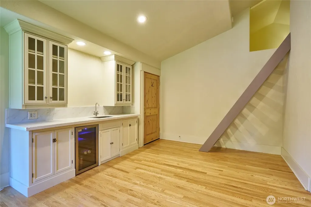 1620 N 183rd Street Shoreline WA 98133