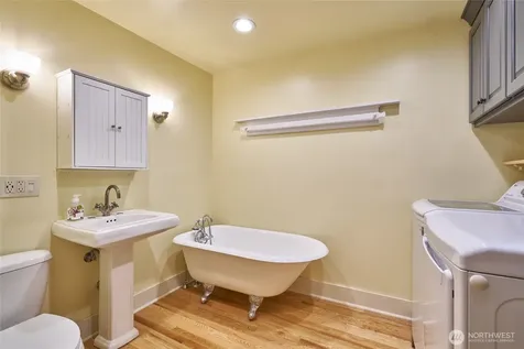 1620 N 183rd Street Shoreline WA 98133