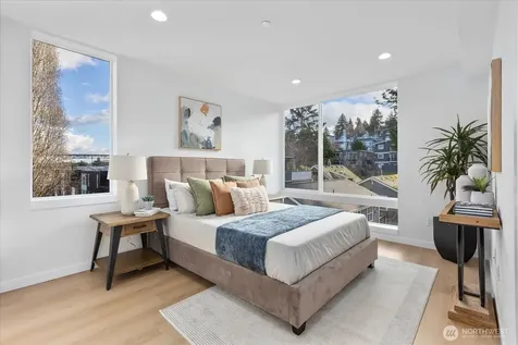 3112 Queen Anne Avenue N Seattle WA 98119