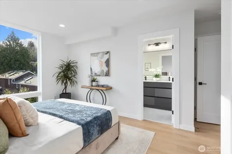 3112 Queen Anne Avenue N Seattle WA 98119