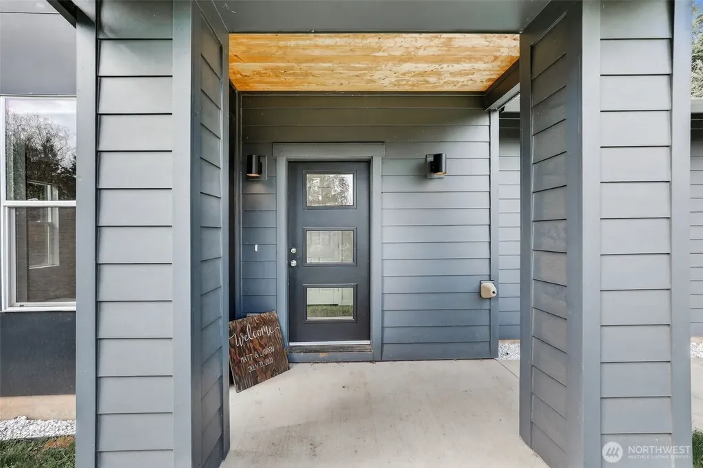 717 NE 382nd Street La Center WA 98629