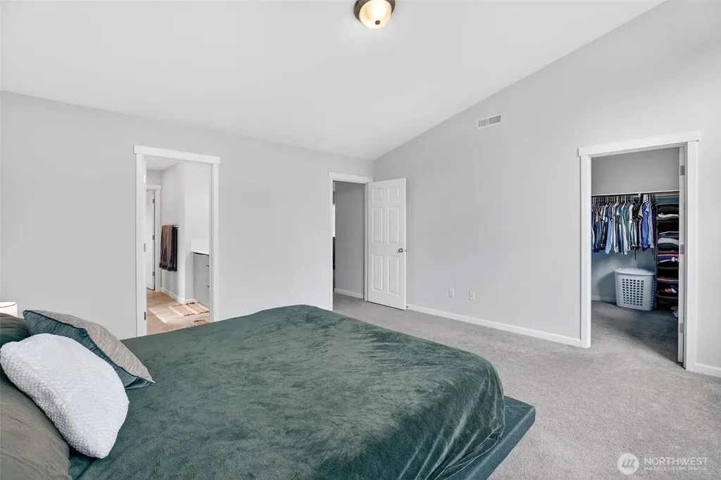 717 NE 382nd Street La Center WA 98629