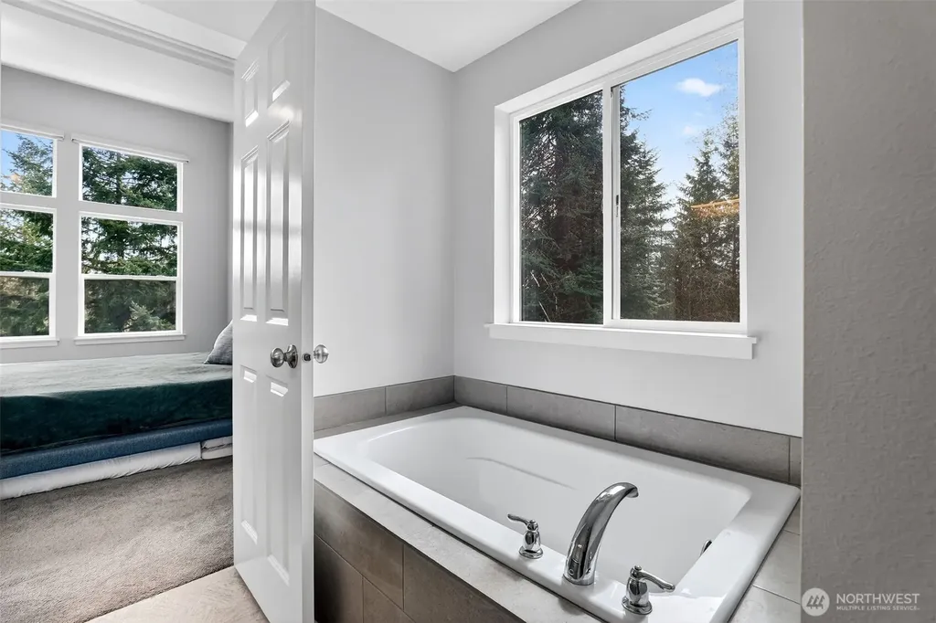 717 NE 382nd Street La Center WA 98629