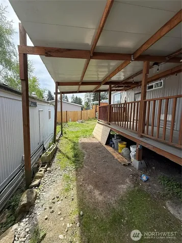 23708 Locust Way Bothell WA 98021