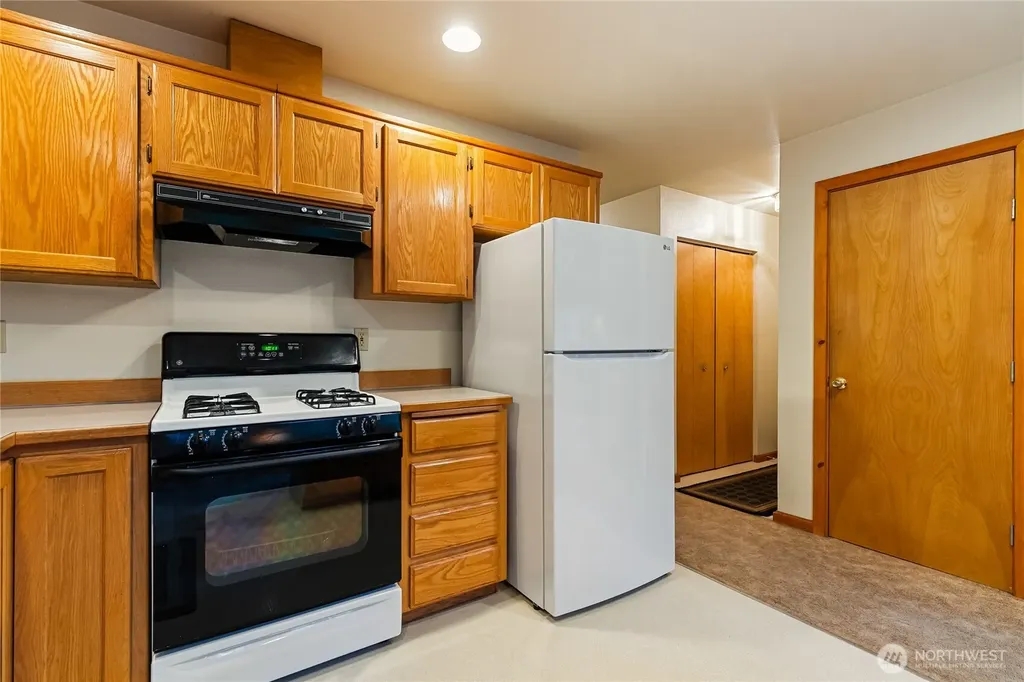 7077 Austin Pass Road Glacier WA 98244