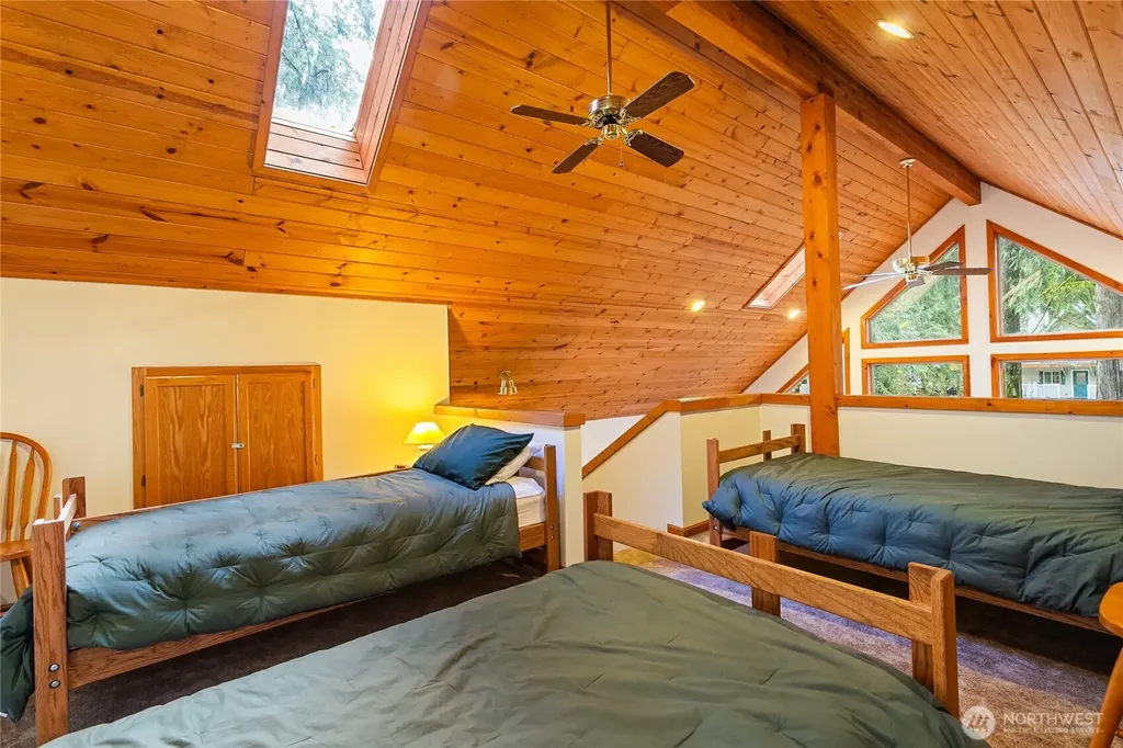 7077 Austin Pass Road Glacier WA 98244