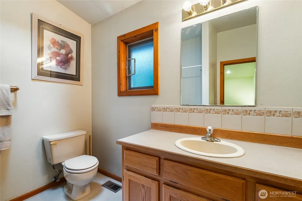 7077 Austin Pass Road Glacier WA 98244
