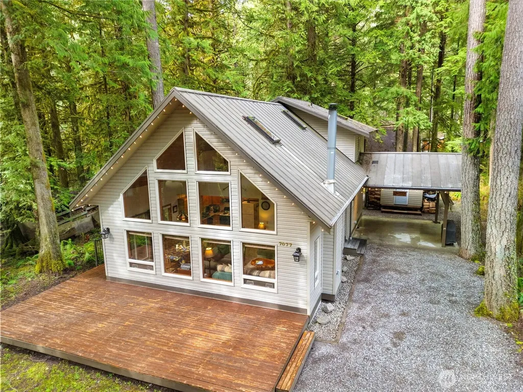 7077 Austin Pass Road Glacier WA 98244