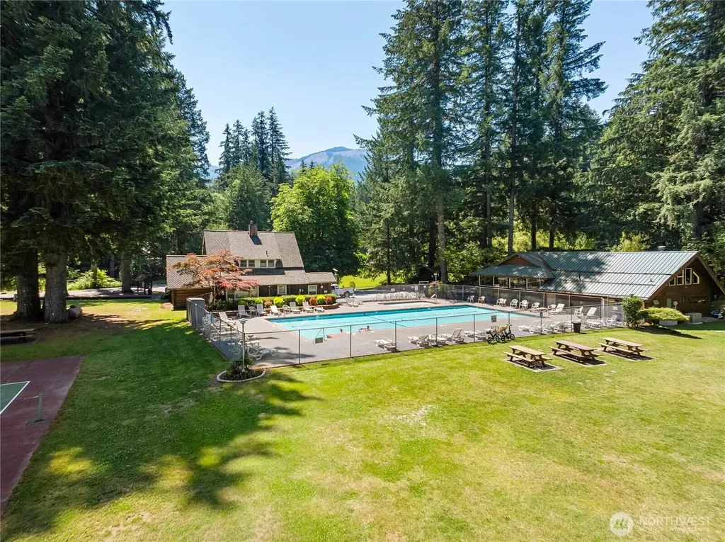 7077 Austin Pass Road Glacier WA 98244