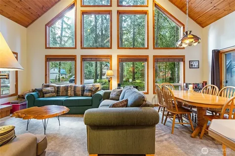 7077 Austin Pass Road Glacier WA 98244