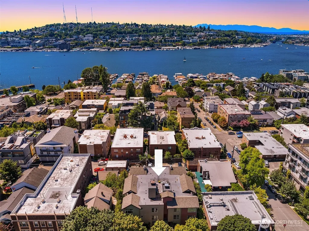 2035 Eastlake Avenue E Seattle WA 98102
