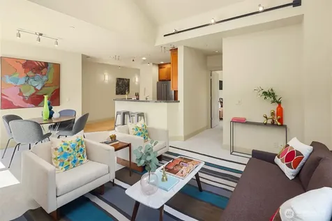 2035 Eastlake Avenue E Seattle WA 98102