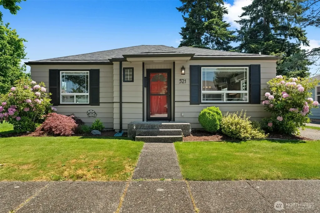 521 Boyd Avenue Sumner WA 98390