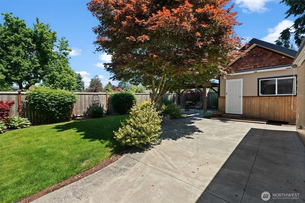 521 Boyd Avenue Sumner WA 98390