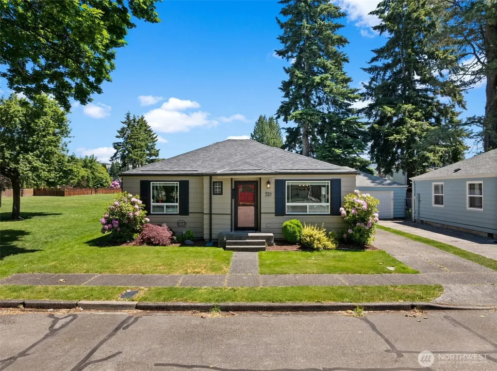 521 Boyd Avenue Sumner WA 98390