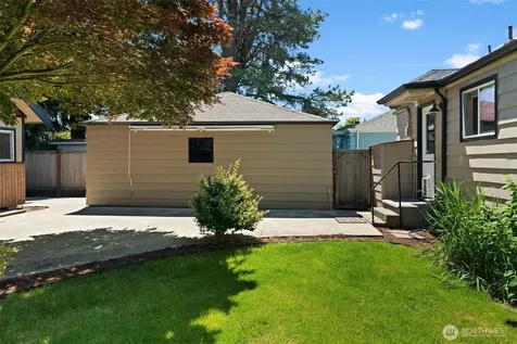 521 Boyd Avenue Sumner WA 98390