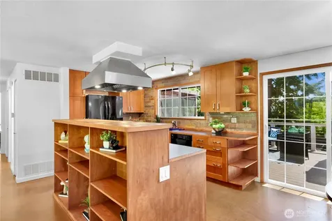 16237 NE 99th Street Redmond WA 98052