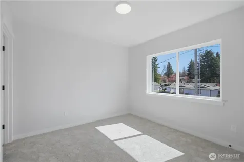 5128 N 39 Street Tacoma WA 98407