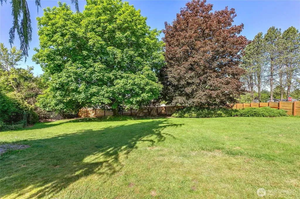 429 12th Street Blaine WA 98230