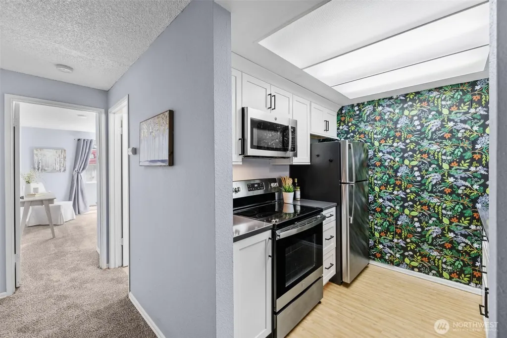 8812 20th Avenue NE Seattle WA 98115