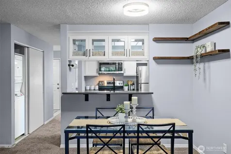 8812 20th Avenue NE Seattle WA 98115