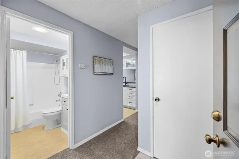 8812 20th Avenue NE Seattle WA 98115