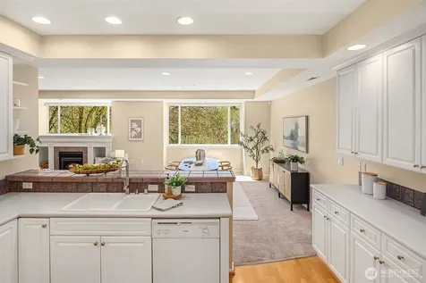 1805 134th Avenue SE Bellevue WA 98005