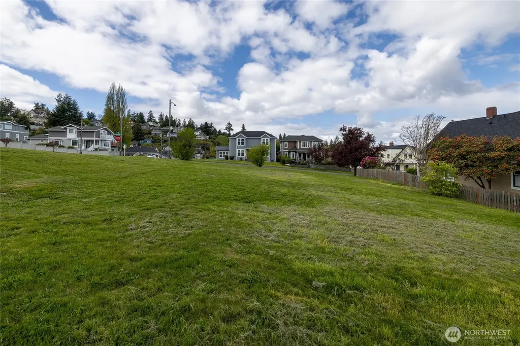 2801 N Mccarver Street Tacoma WA 98403