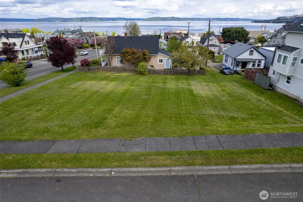 2801 N Mccarver Street Tacoma WA 98403