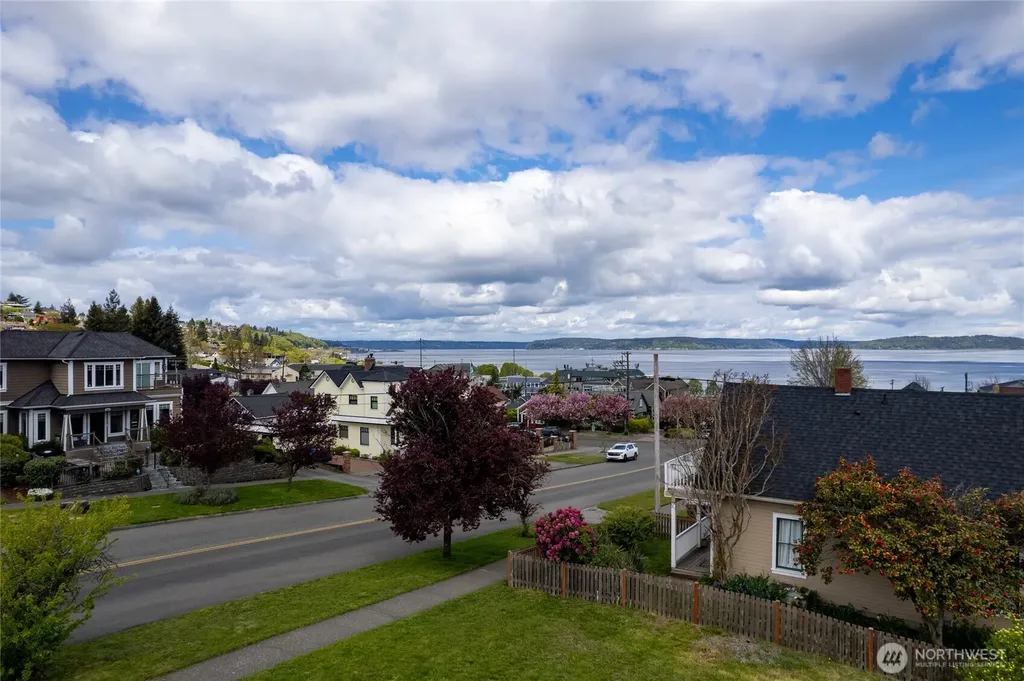 2801 N Mccarver Street Tacoma WA 98403
