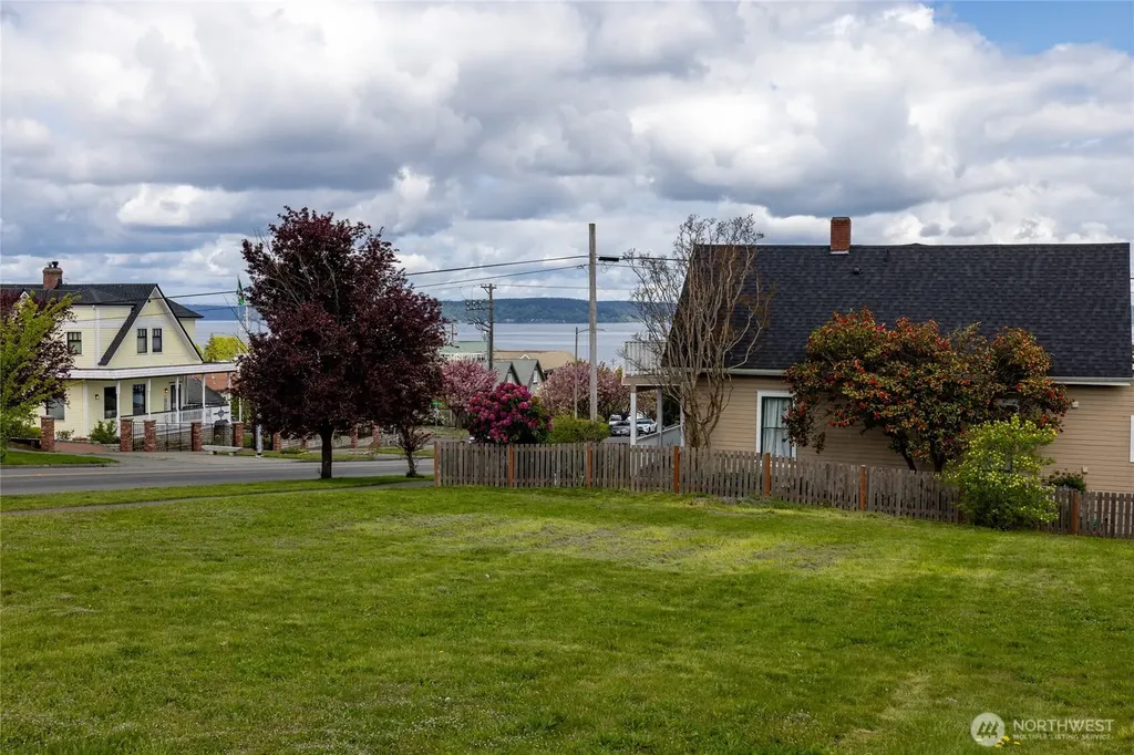 2801 N Mccarver Street Tacoma WA 98403