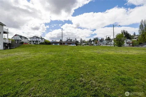 2801 N Mccarver Street Tacoma WA 98403