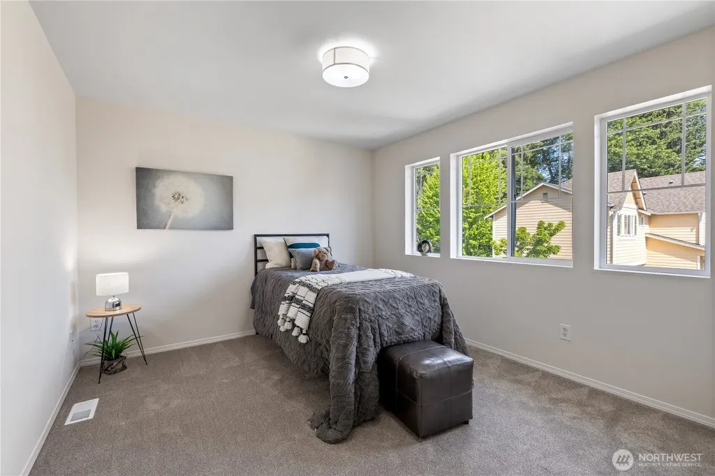 3077 S 279th Place Auburn WA 98001
