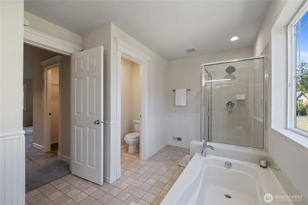 3077 S 279th Place Auburn WA 98001