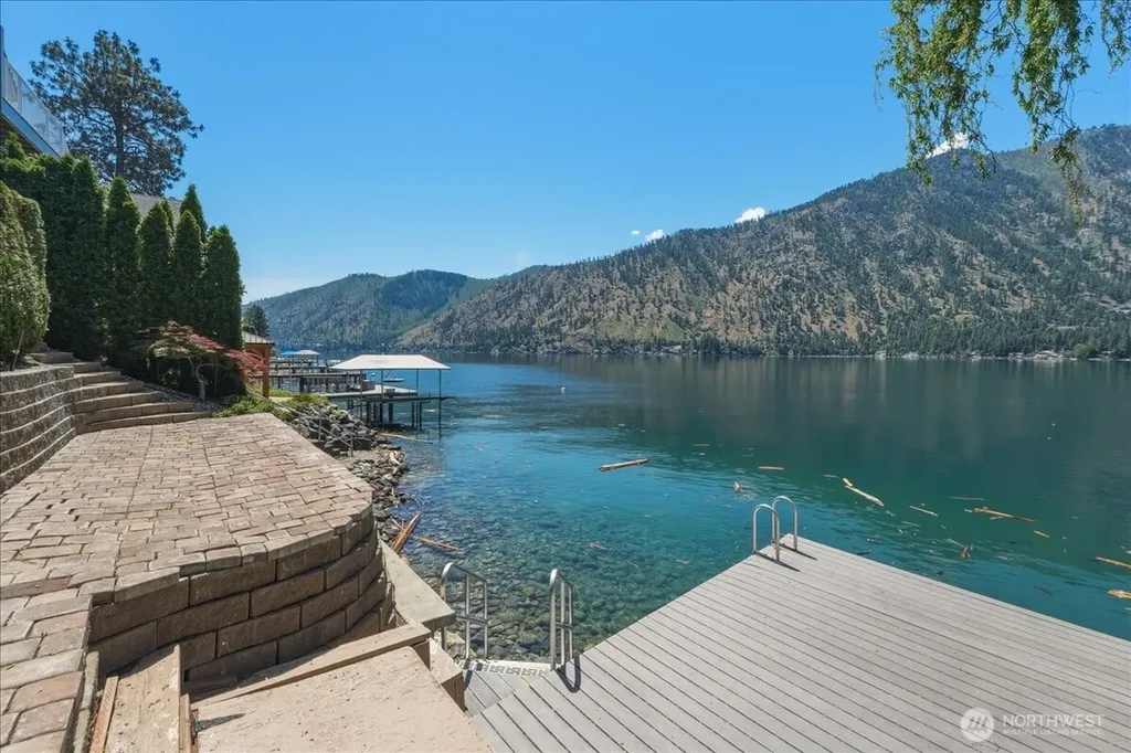 39 Helios Hills Lane Manson WA 98831